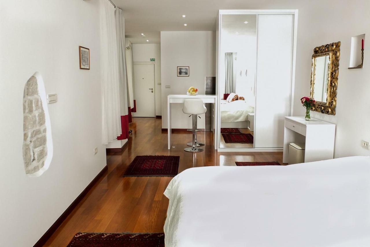 Old Square Studio Apartment Split Exterior foto